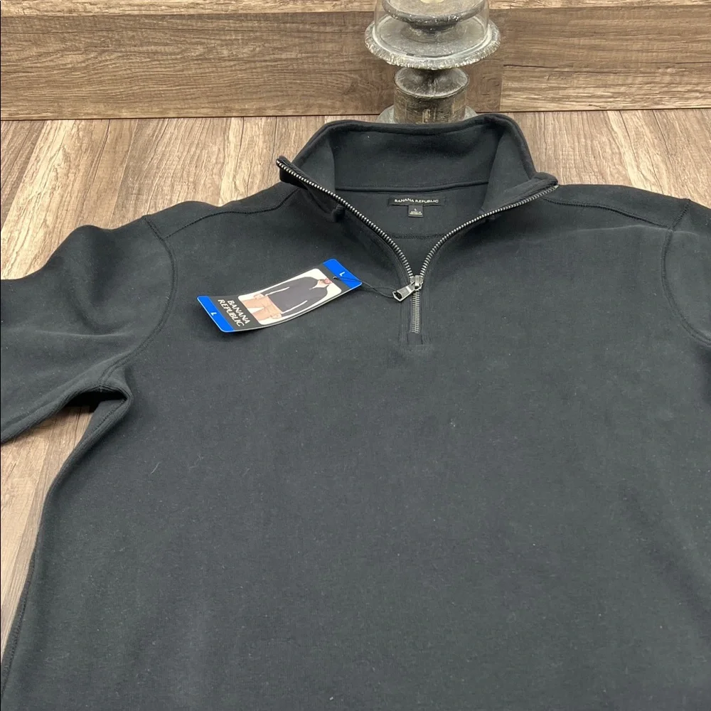 Banana Republic sleek black